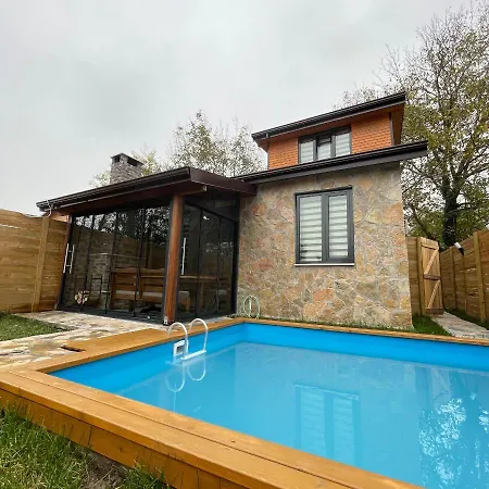 Serenity Garden Villa